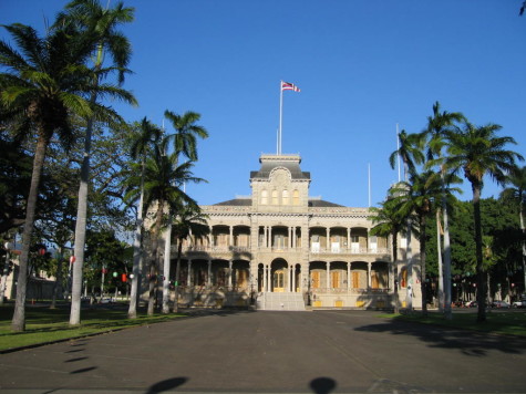 APUSH visits Iolani Palace