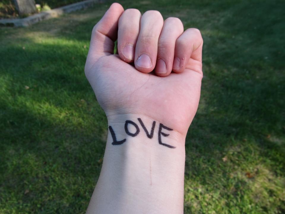 Screening for suicide risk in adults