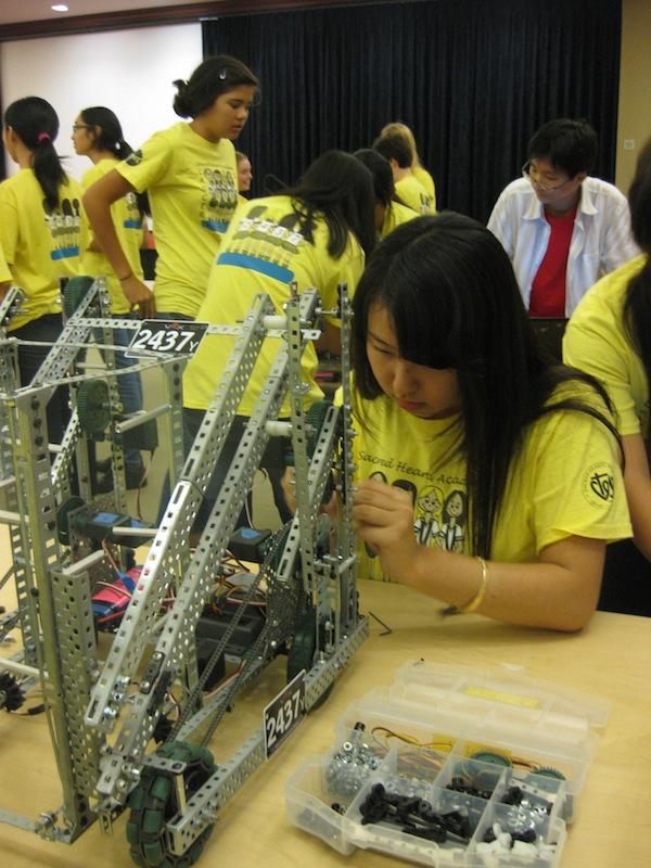 Robotics team competes in Pan Pacific