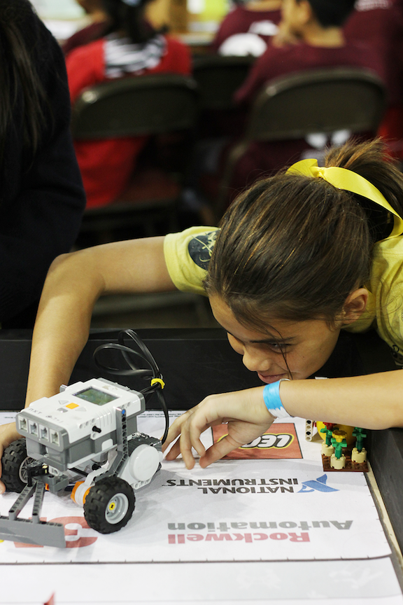 Lower school Lego Robotics team takes second place trophy