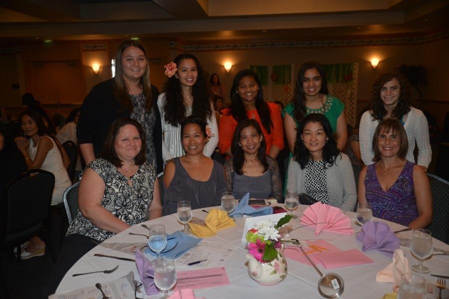 The Freshman Class sponsored its annual Mother-Daughter luncheon on Feb. 9 at the Manoa Grand Ballroom of the Japanese Cultural Center.