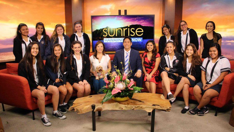 The Video Productions/News Broadcast class on the set of Hawaii News Now’s “Sunrise” show with anchors Grace Lee, Steve Uyehara and Lacy Deniz.