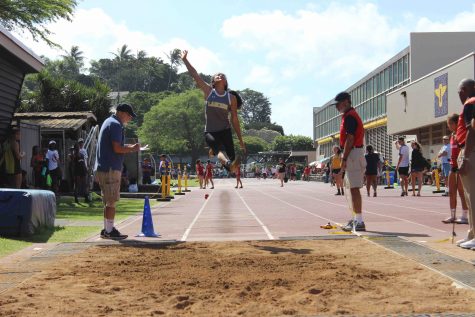 Lancers advance to states after invitational meet