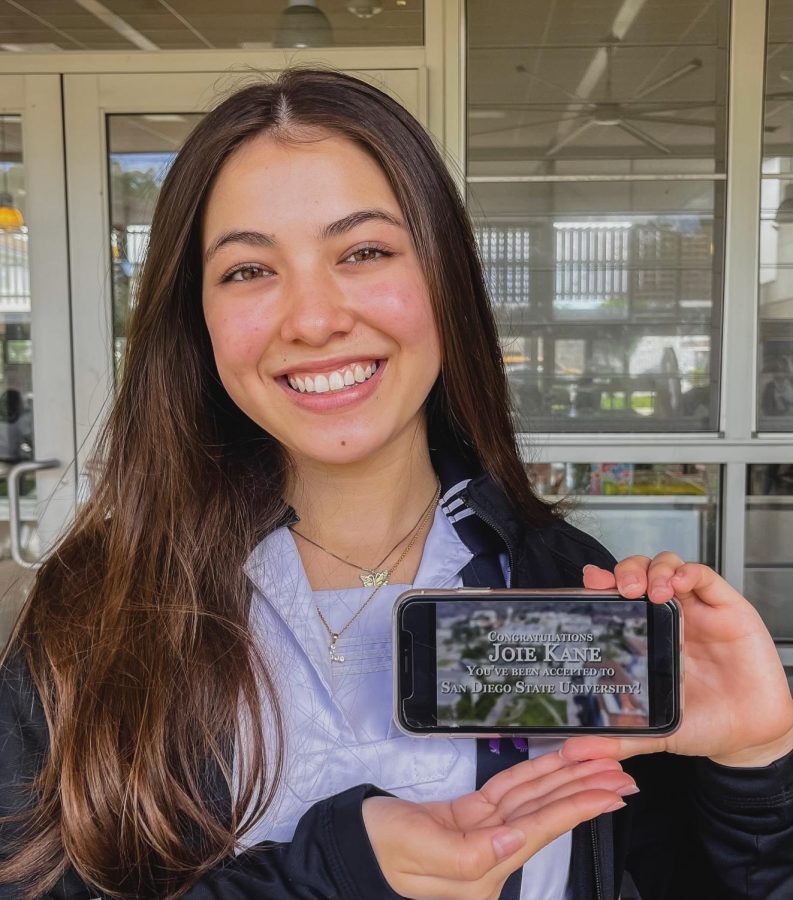 Sacred Hearts Academy senior Joie Kane shows her acceptance video into University of San Diego next year. Attending a four-year institution is one of several options available after graduating from high school. Photo by Zandrina Cambra.
