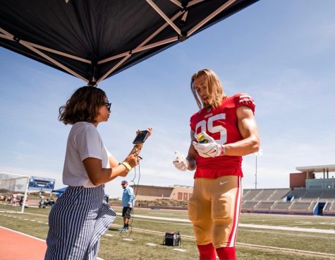 As the NFL social media programmer, Domingsil works with the players on and off game days. She has worked on multiple brand shoots with popular athletes such as George Kittle, tight end for the San Francisco 49ers, and wide receiver for the Seattle Seahawks, DK Metcalf. All photos courtesy of Domingsil. 