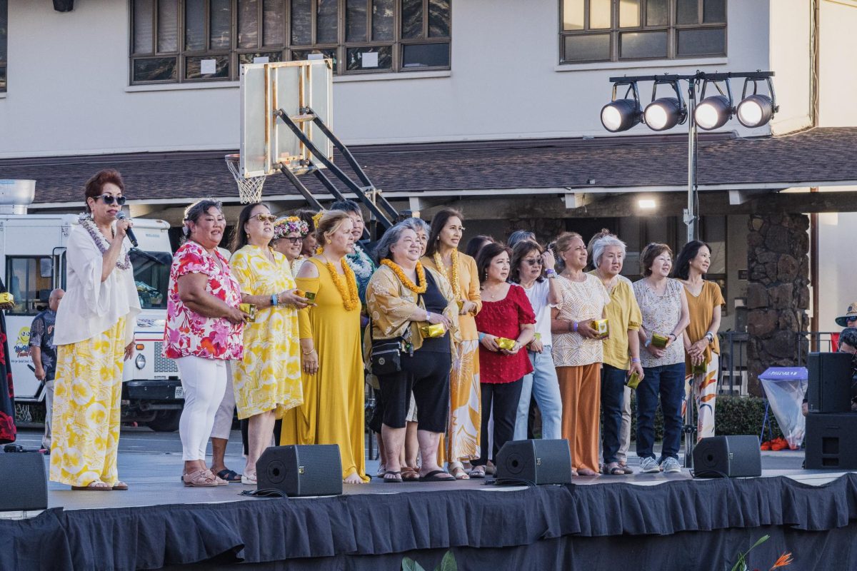 Mele On the Lawn: Welcomes back class 1976